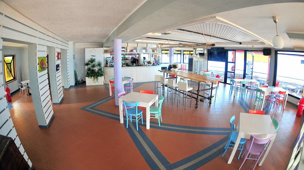 Hotel Il Delfino San Vincenzo Eksteriør billede